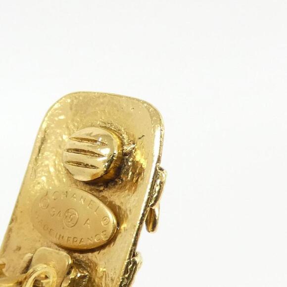 CHANEL Authentic Gold Earrings - Picture 3 of 4